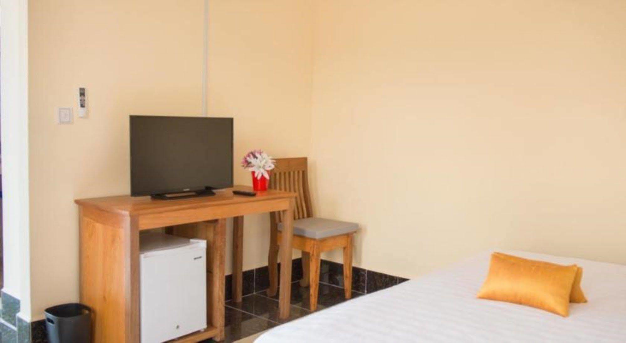 Pink Sands Villa (Adults Only) Kampot Exterior photo