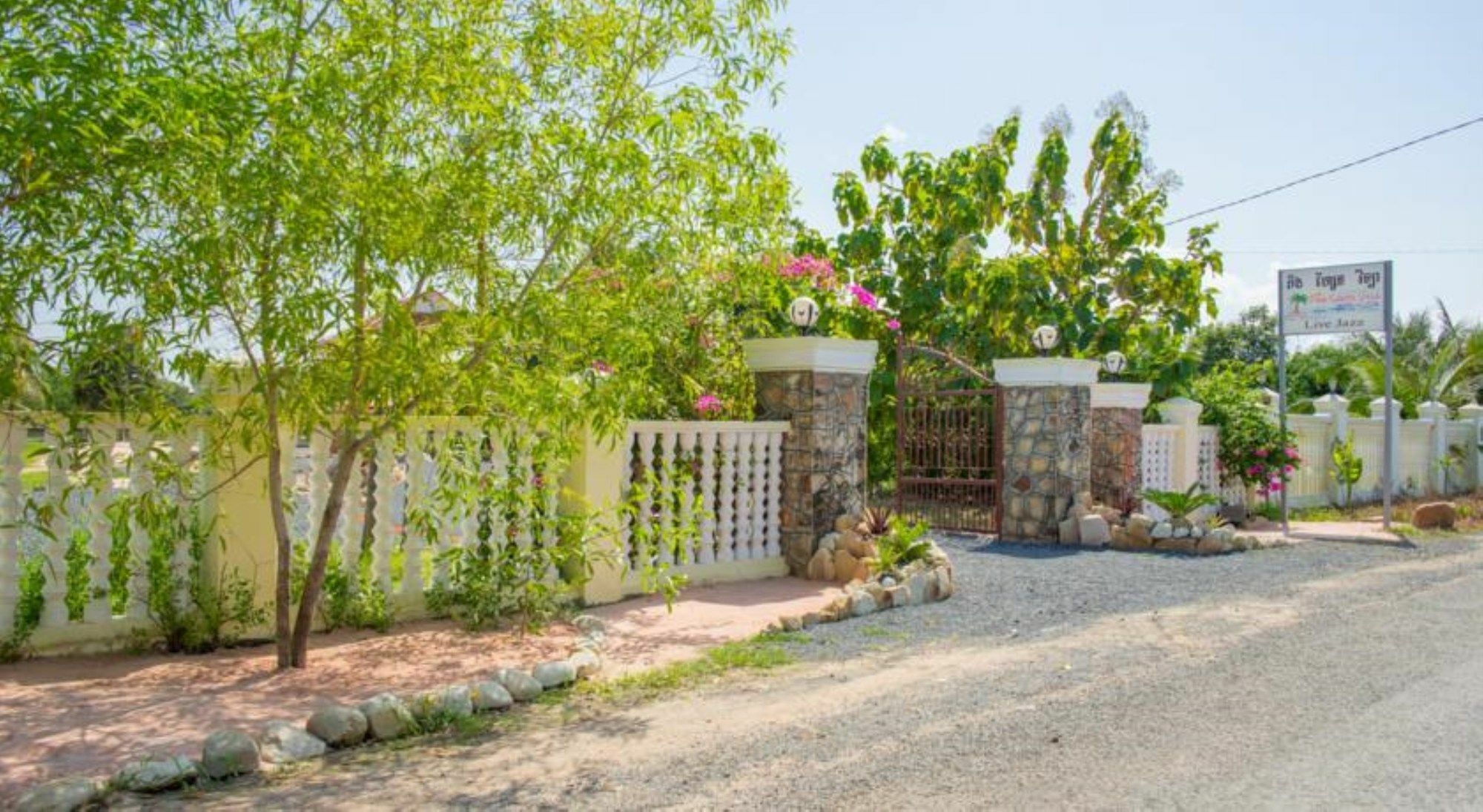Pink Sands Villa (Adults Only) Kampot Exterior photo
